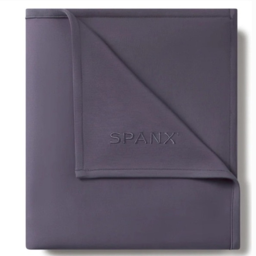 Spanx AirEssentials Blanket Storm One Size New With Tags